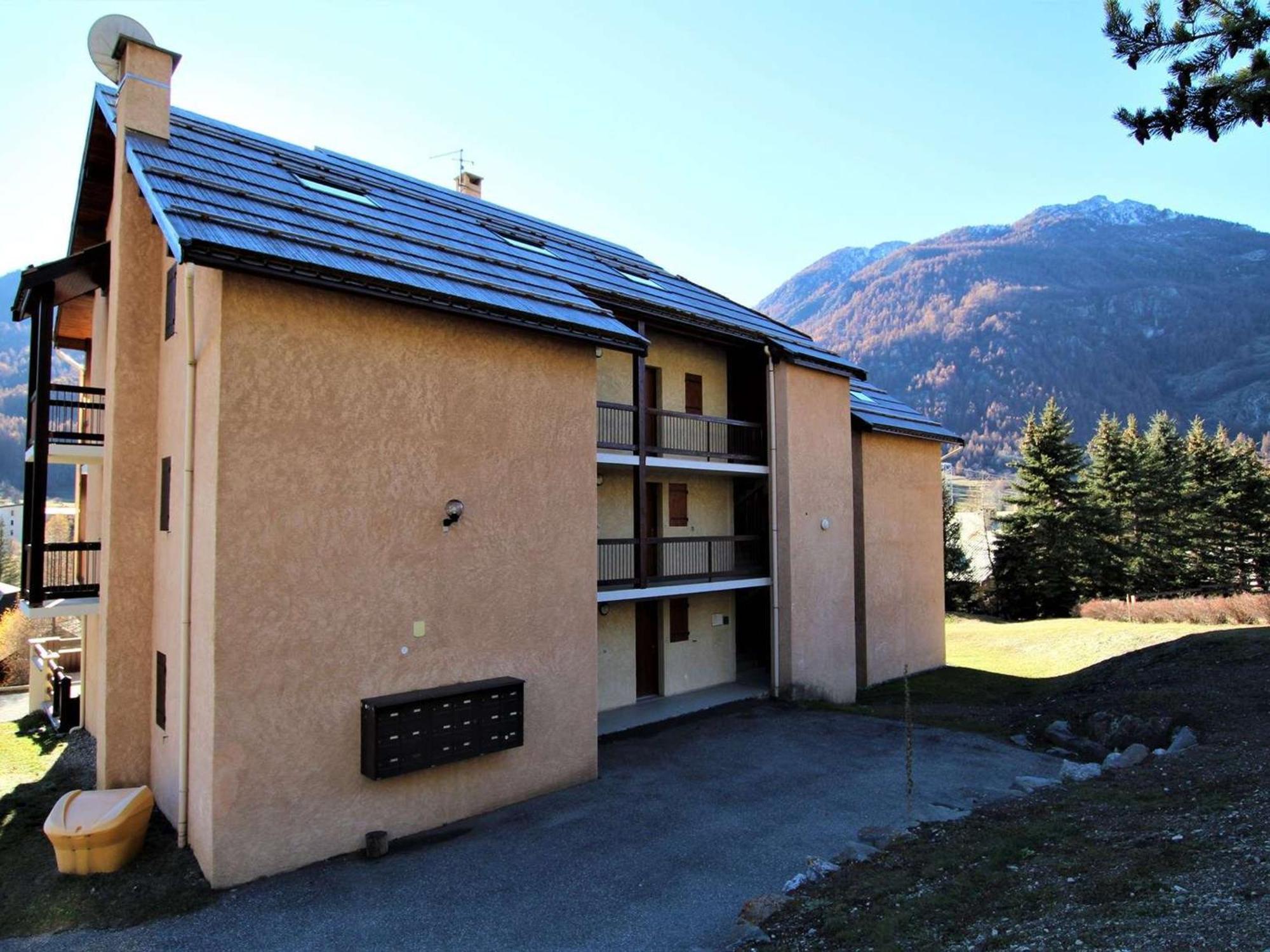 Appartement 3 Pieces, 7 Couchages, Proche Pistes Avec Parking - La Salle-Les-Alpes - Fr-1-330F-22 Serre Chevalier Zewnętrze zdjęcie